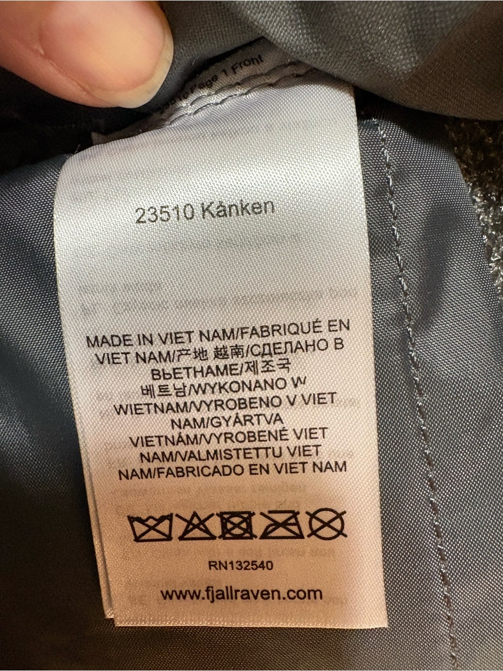 Fjallraven Classic Kanken Backpack Super Grey 23510 NWOT - Picture 3 of 10